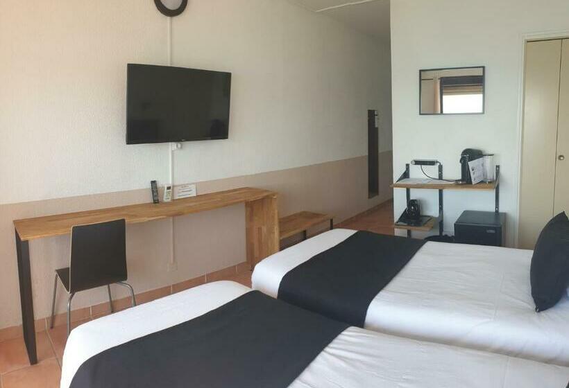 オーシャンビュースタンダードルームバルコニー付き, Hôtel Chanteplage