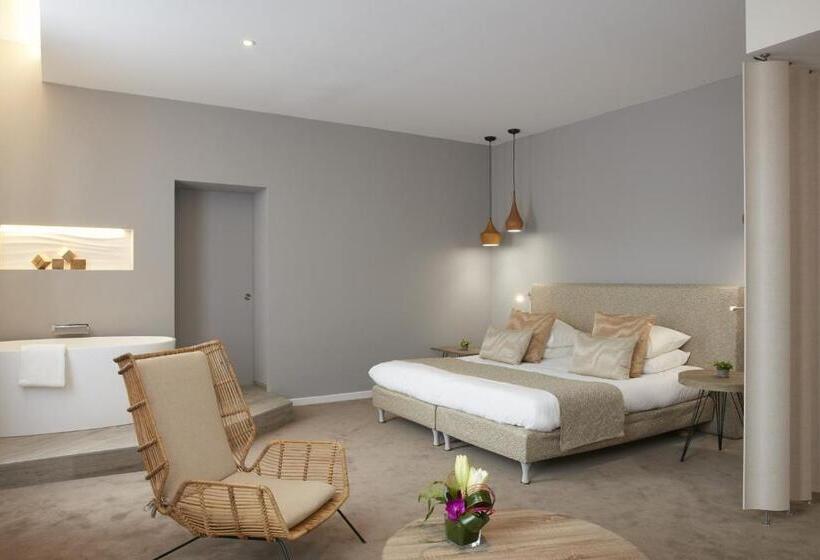 キングサイズベッドのデラックスルーム, Logis Hôtel   Restaurant Maison Claude Darroze