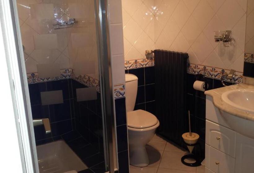 Family Suite, Contact Hôtel Du Relais Thouars