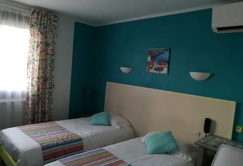 Standard-huone, Contact Hôtel Du Relais Thouars