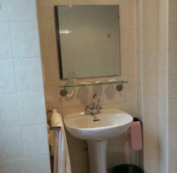 Номер Стандарт, De La Place