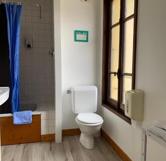 스탠다드 룸, Des Lacs