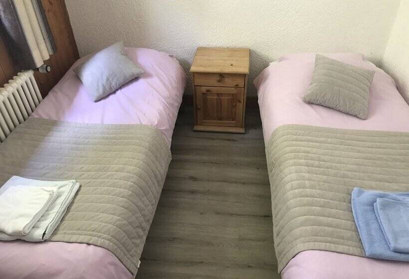 4인용 스탠다드 룸, Des Lacs