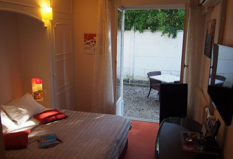 غرفة كومفورت, Du Croise