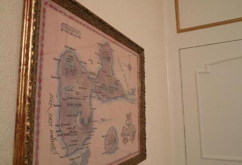 غرفة كومفورت, Du Croise