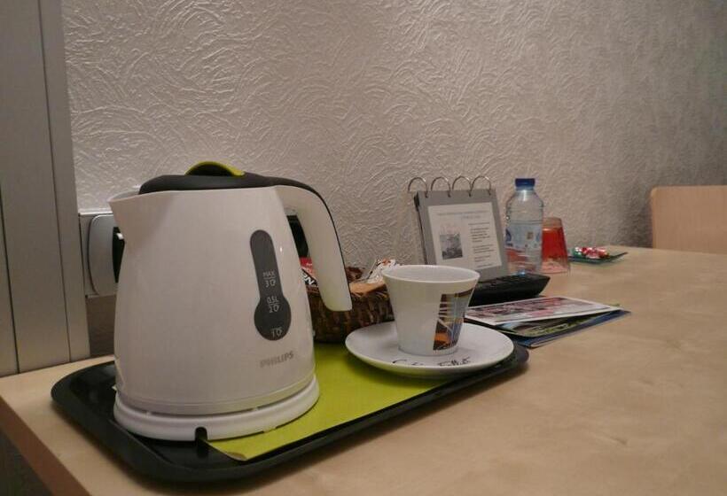 غرفة كومفورت, Du Croise