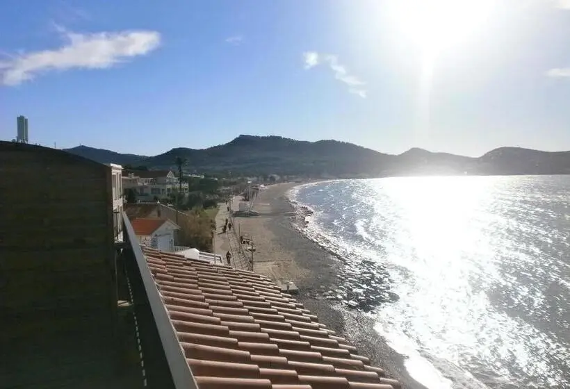 オーシャンビューのスーペリアトリプルルーム, Hôtel Chanteplage