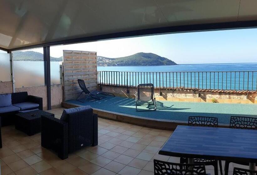 オーシャンビューのスーペリアトリプルルーム, Hôtel Chanteplage