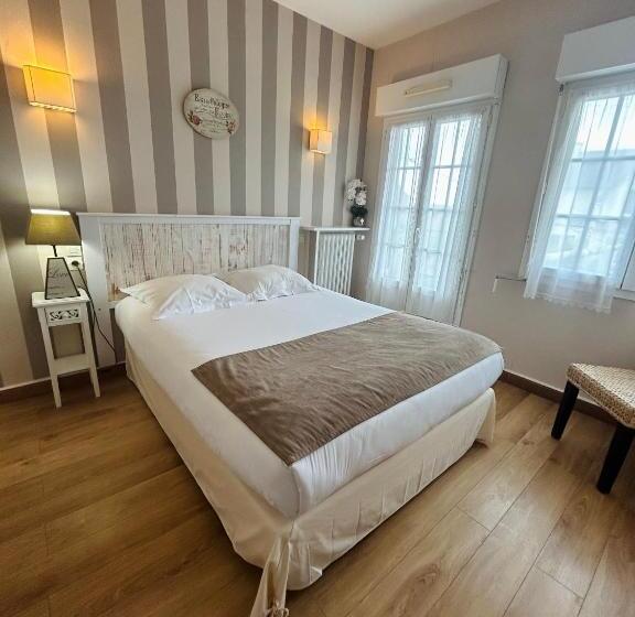 オーシャンビュースタンダードルーム, Hôtel De La Mer   Deauville Blonville   Boutique Hôtel De Charme Vue Mer Ou Campagne   Accès Direct