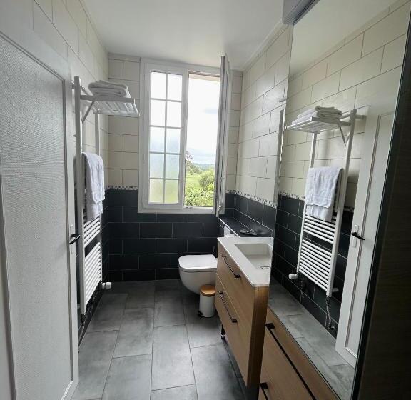 Номер Стандарт Вид на Сад, Hôtel De La Mer   Deauville Blonville   Boutique Hôtel De Charme Vue Mer Ou Campagne   Accès Direct