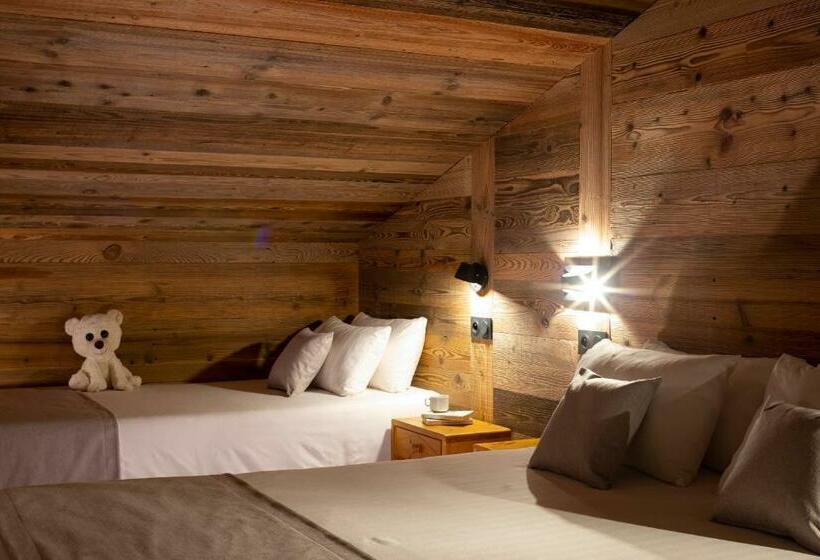 غرفة قياسية ثلاثية مزودة بشرفة, Hôtel Et Spa Le Vermont