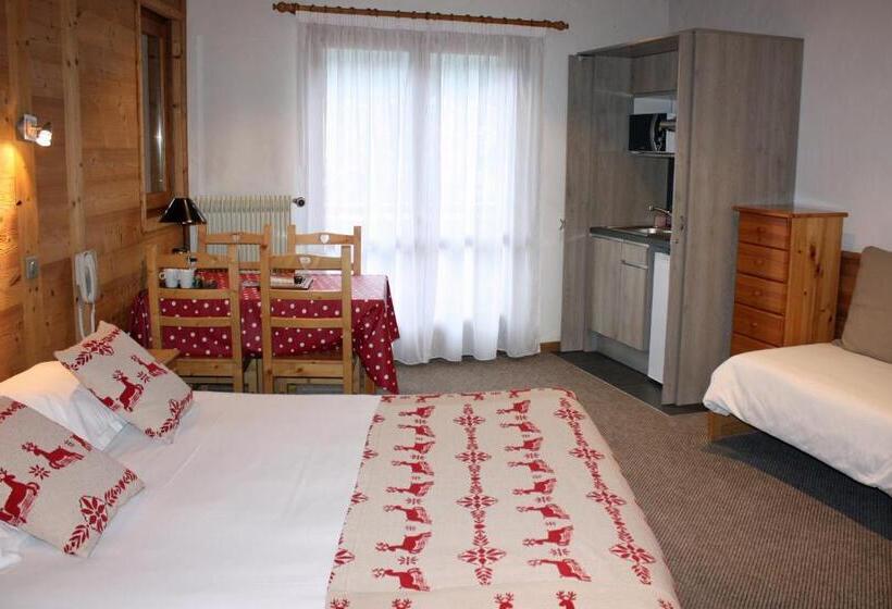 استودیوی استاندارد, Hôtel Igloo