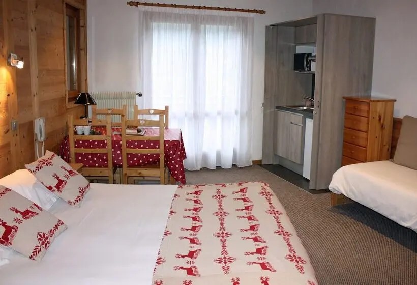 استودیوی استاندارد, Hôtel Igloo
