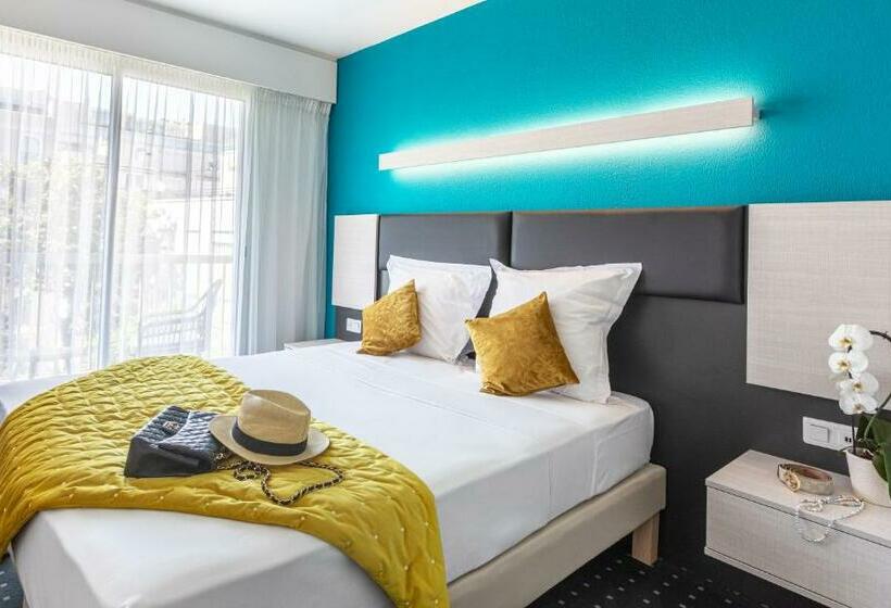 バルコニー付きスーペリアルーム, Jardin Croisette