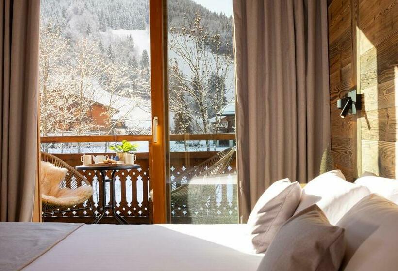 غرفة قياسية مزوَّدة بشُرفة, Hôtel Et Spa Le Vermont