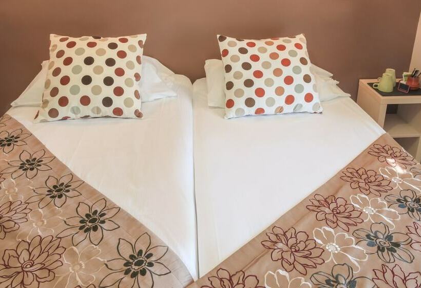 חדר סטנדרט, Logis Hôtel Restaurant De La Dore