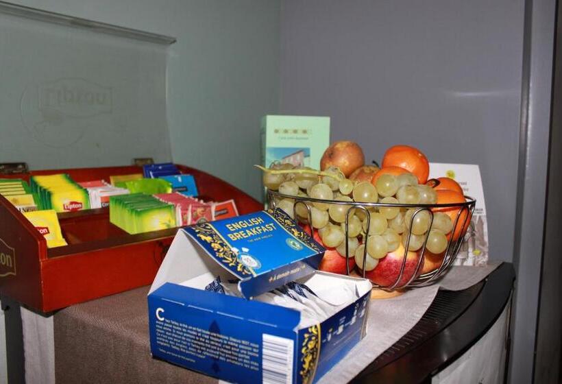 חדר משפחתי, Logis Hôtel Restaurant De La Dore