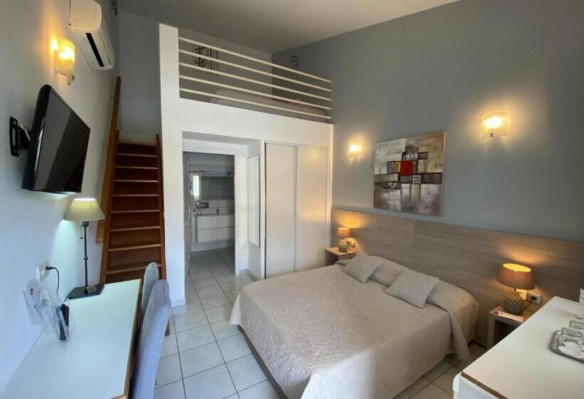 Четырехместный Номер Стандарт, Hôtel Restaurant L Empereur