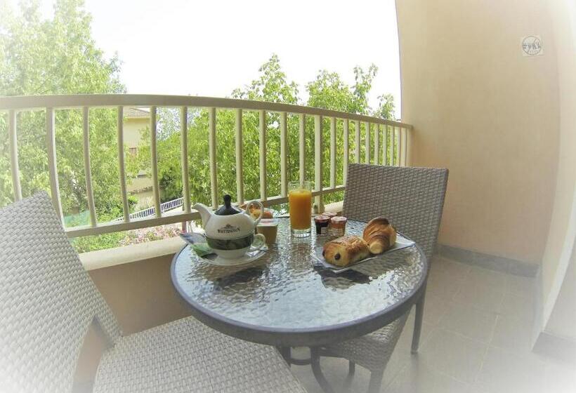 Номер Superior, Hôtel Restaurant L Empereur