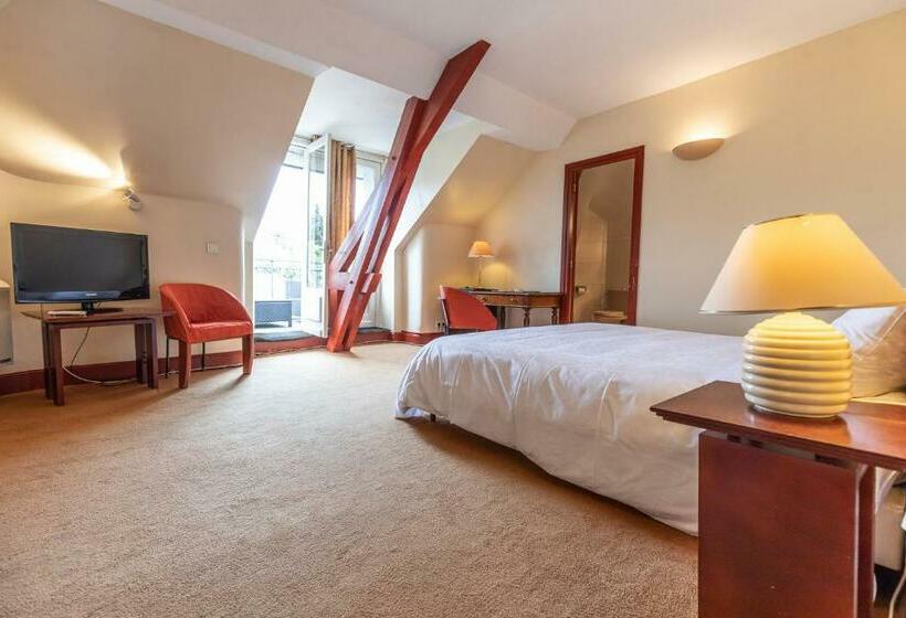 Люкс, Hôtel Terminus