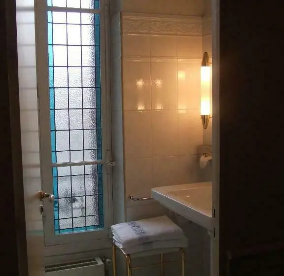 Sviitti, Hôtel Terminus