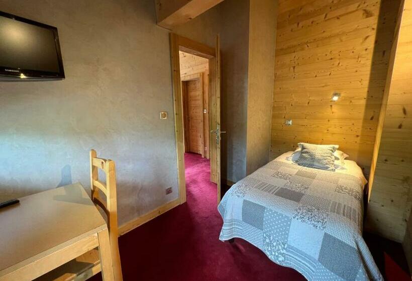 اتاق راحتی, Hôtel Igloo