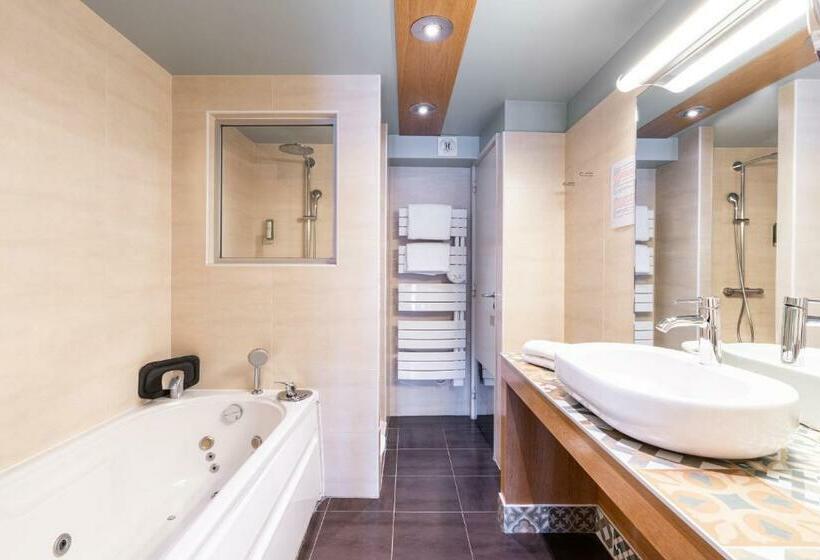 高级大房间, L Absinthe