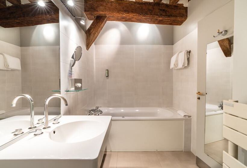 高级大房间, L Absinthe