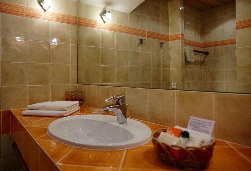 Классический Номер, L Escapade Hôtel & Restaurant