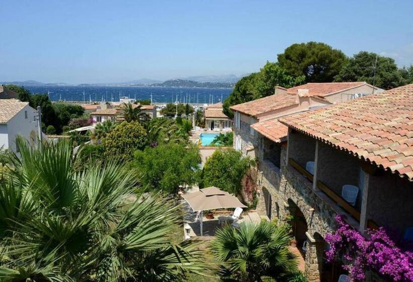 Номер Superior Вид на Море, L Escapade Hôtel & Restaurant