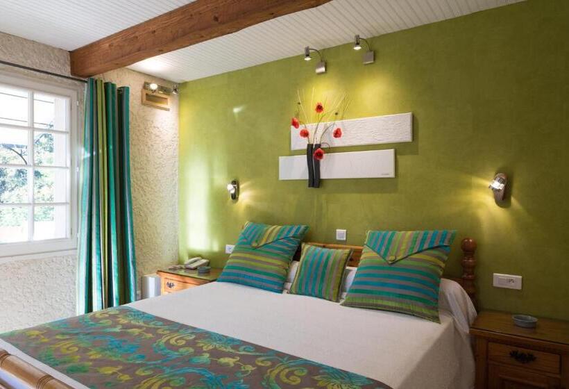 Номер Superior Вид на Море, L Escapade Hôtel & Restaurant