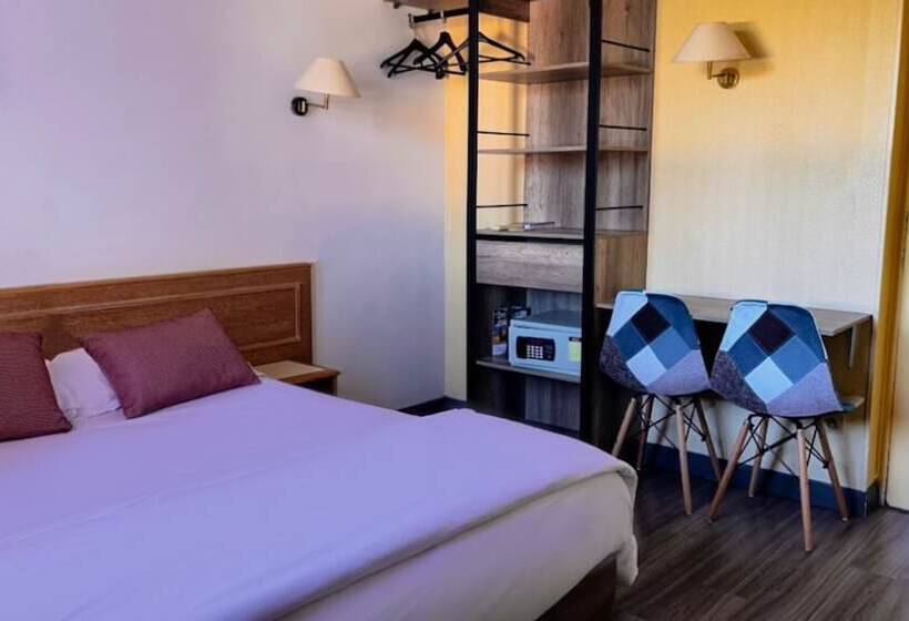 חדר סטנדרט, Logis Hotel & Restaurant L Etape Bouc Bel Air   Gardanne