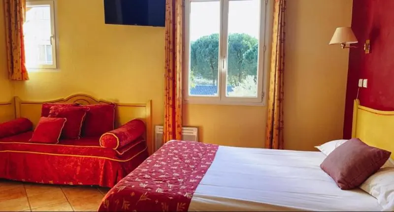 スタンダード4人部屋, Logis Hotel & Restaurant L Etape Bouc Bel Air Gardanne