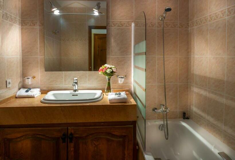 标准间, La Romarine