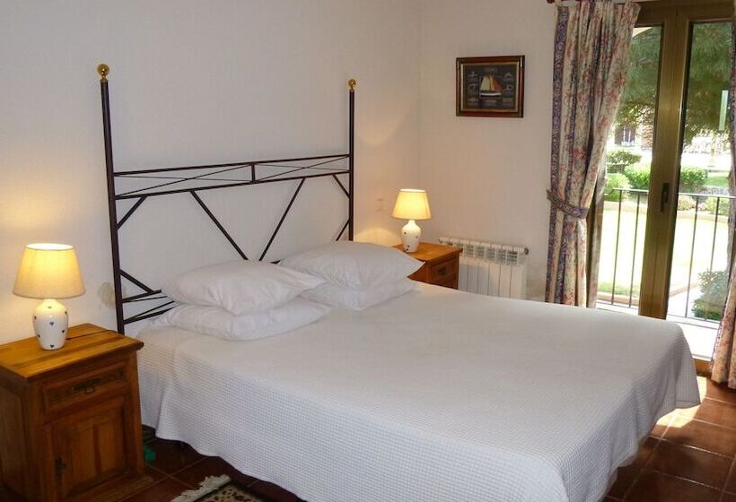 标准间, La Romarine