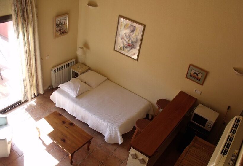 带2个卧室的别墅, La Romarine