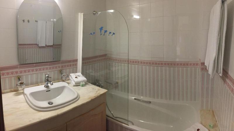 标准间, La Romarine