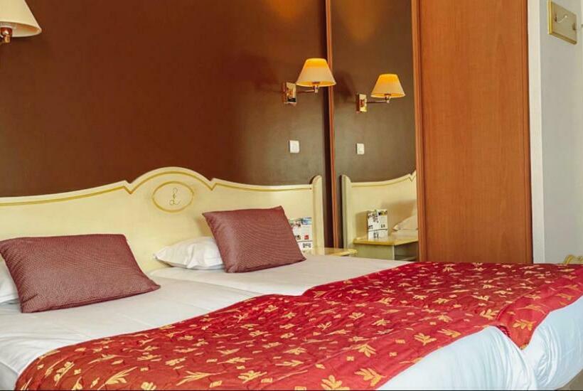 Номер Стандарт, Logis Hotel & Restaurant L Etape Bouc Bel Air   Gardanne