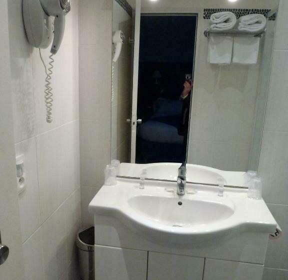 Номер Комфорт, élysée Hôtel