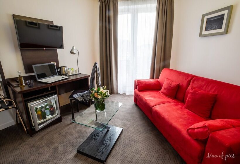 Полулюкс, élysée Hôtel