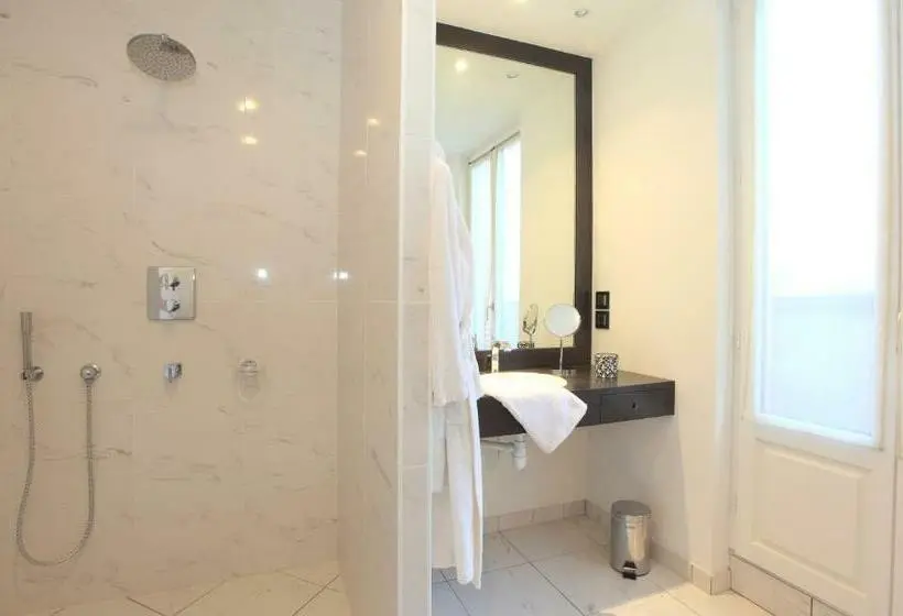Deluxe-huone Näkymä, Maison Decoret Relais & Châteaux