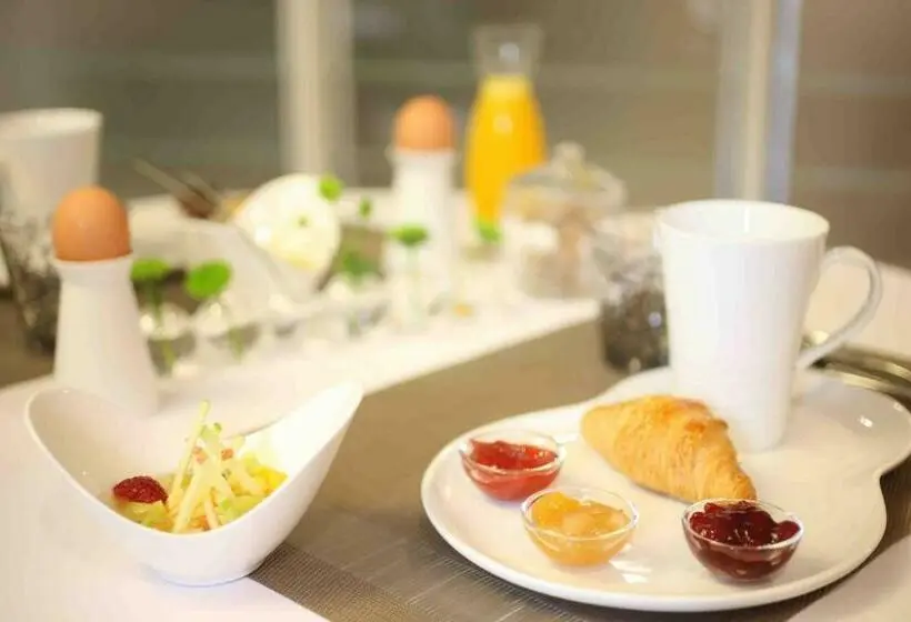 Deluxe-huone Näkymä, Maison Decoret Relais & Châteaux