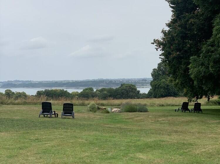 غرفة قياسية, Manoir De Rigourdaine