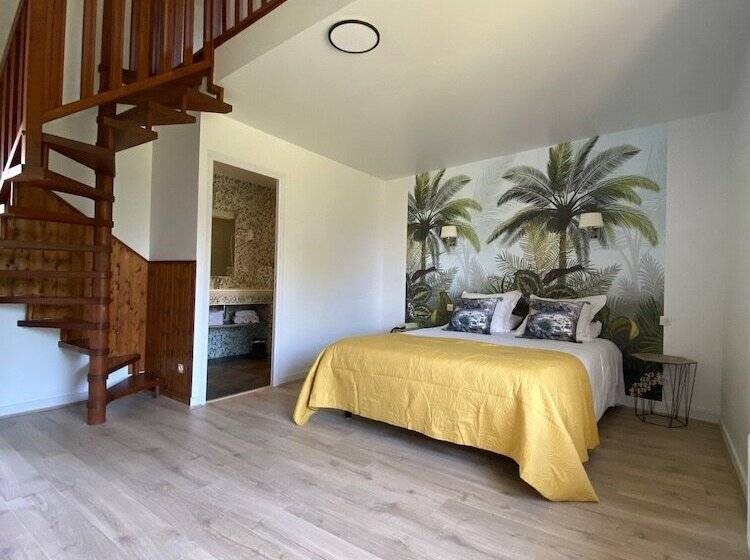 غرفة قياسية رباعية, Manoir De Rigourdaine