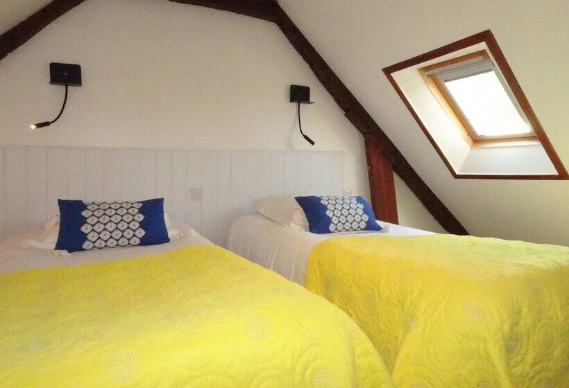 غرفة قياسية رباعية, Manoir De Rigourdaine