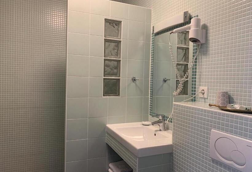 Номер Deluxe Вид на Море, Manoir De Rigourdaine