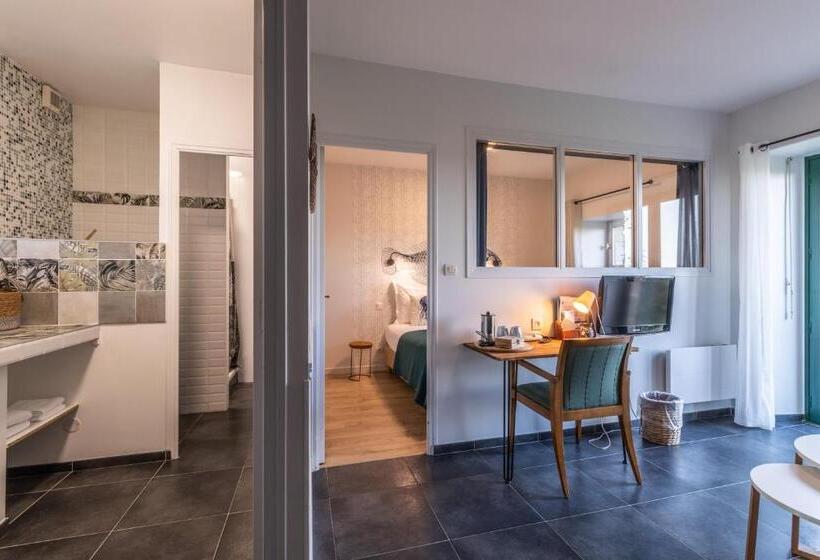Номер Deluxe Вид на Море, Manoir De Rigourdaine
