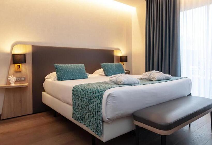 标准间带游泳池, Relais Saint Jacques  Chateauroux