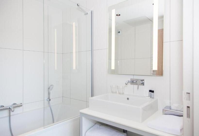 家庭小型套房, Relais Saint Jacques  Chateauroux