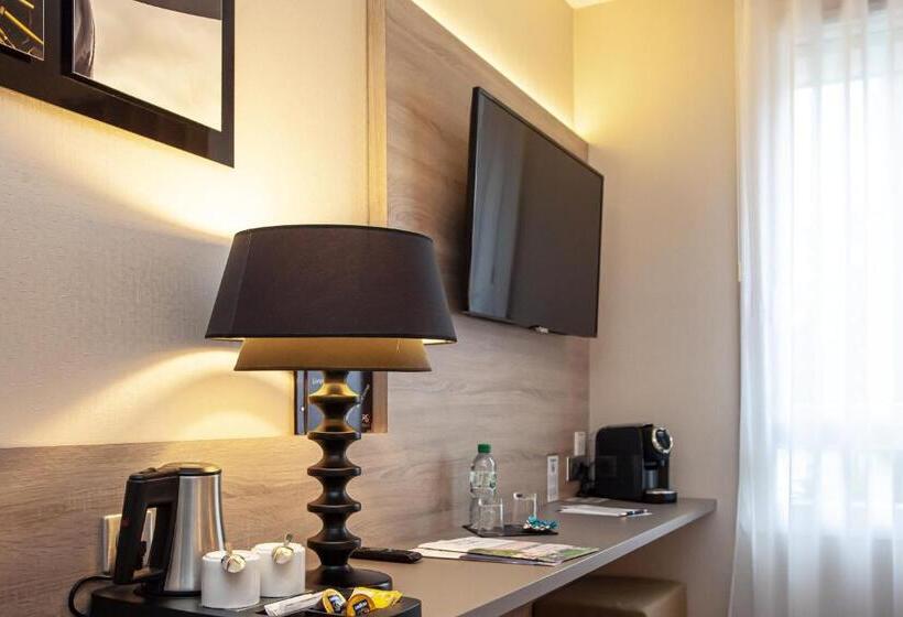اتاق استاندارد, Relais Saint Jacques  Chateauroux